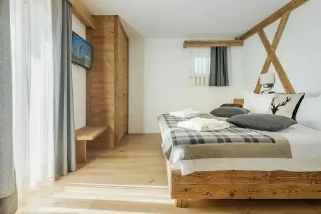 Camina Suite & Spa - 80