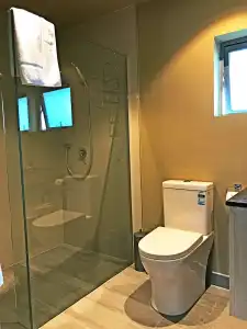 Ellerslie Palms Motel - 9