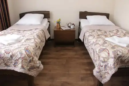 Snow Leopard Hostel - 13