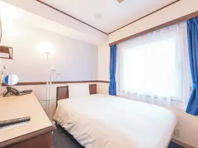Toyoko Inn Shin Osaka Station Higashi - 62