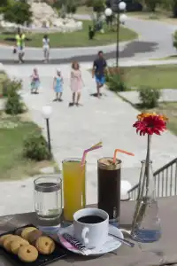 Hilltop - 11