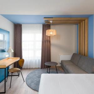 Ibis Styles - 50