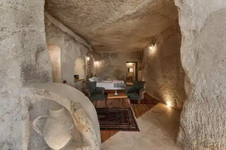Sarnich Cave Suites - 129