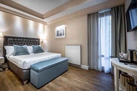 Ungherese Small Luxury - 94