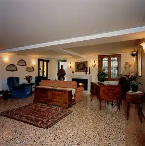 Unahotels Ala Venezia - Adults Only - 1