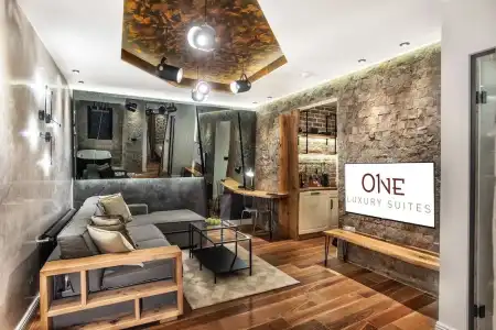 One Luxury Suites - 145