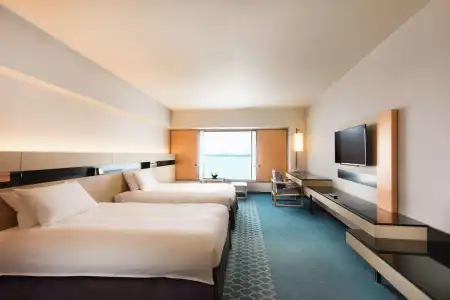 Hilton Tokyo Bay - 6