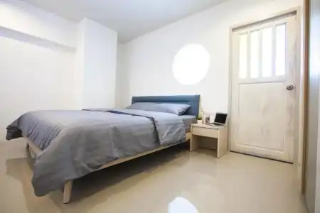 Number 4 Apartment - 27