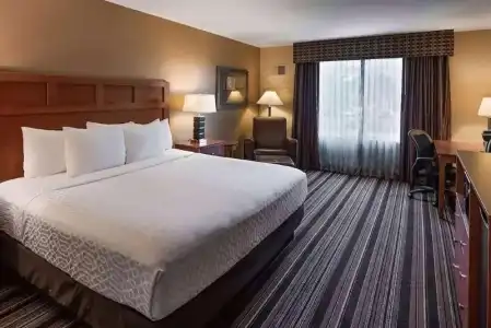 Wyndham Bloomington - Mall of America - 122