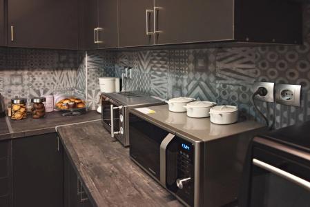 Bedbox Hostel - 12