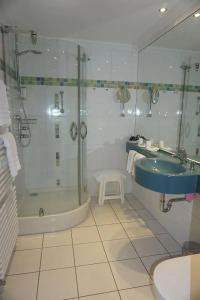 am Schloss Aurich - 11