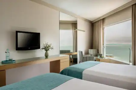 Milos Dead Sea - 6