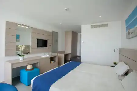 Limanaki Beach - 109