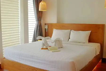 Duc Vuong Saigon - Bui Vien - 135