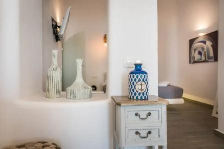 Angel Luxury Suites - 99