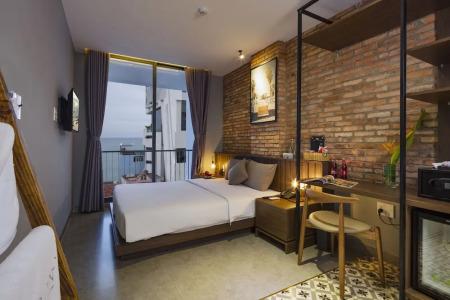 Marilyn Nha Trang - 80