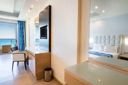 Konstantinos Palace - 39
