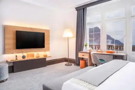 Villars Palace - 77
