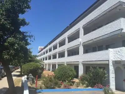 Riverleaf Inn Mission Valley - 0