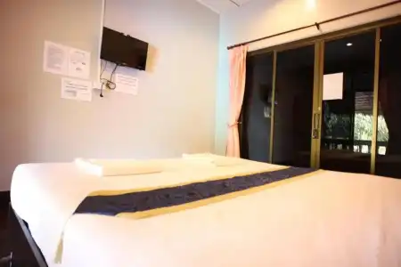 Marina Hut Guest House - 50