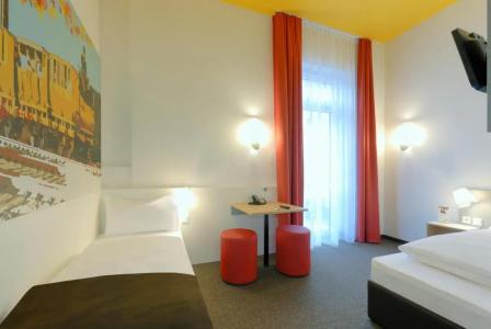 B&B Nürnberg-Hbf - 24