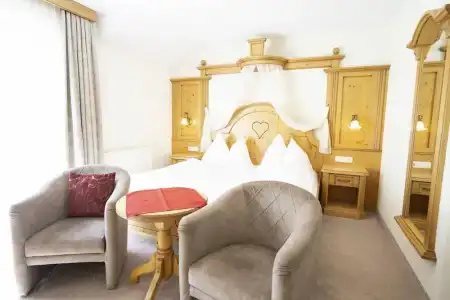 Hotel - 16