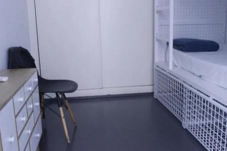 Feel Hostels Soho Malaga - 44