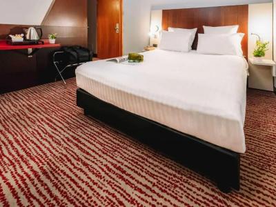 Mercure Rome Piazza Bologna - 60