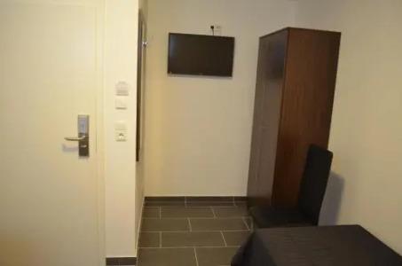 Zwei Raben Pension - 11