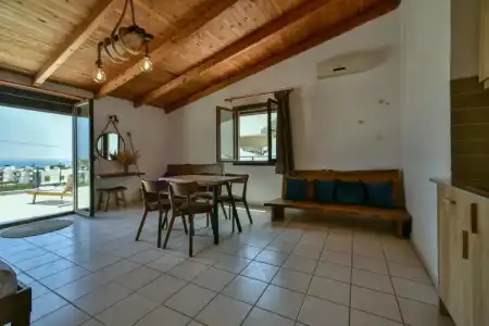 Iraklis Studios & Apartments - 41