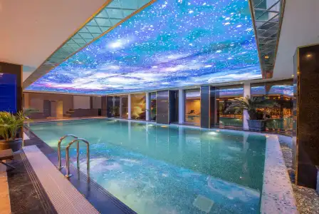 Wyndham Garden - 12
