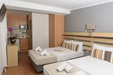 Ammos Beach Seaside Luxury Suites - 14