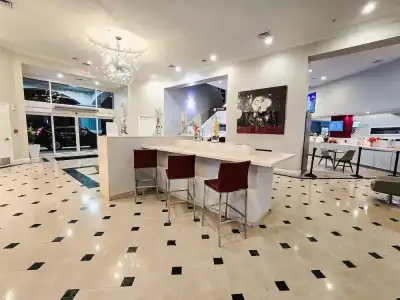 The Point & Suites Orlando - 17