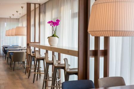 Hampton by Hilton Amsterdam Centre East - 24