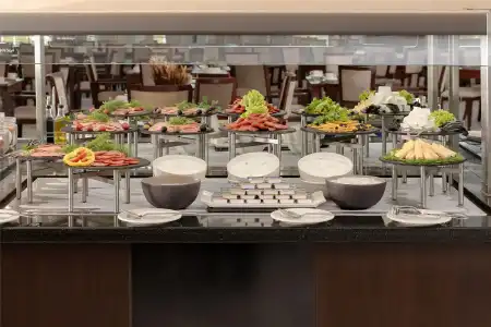 Ramada Plaza By Wyndham Gence - 46