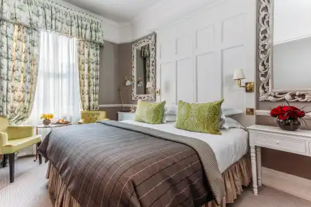 11 Cadogan Gardens and The Apartments by Iconic Luxurys - 37