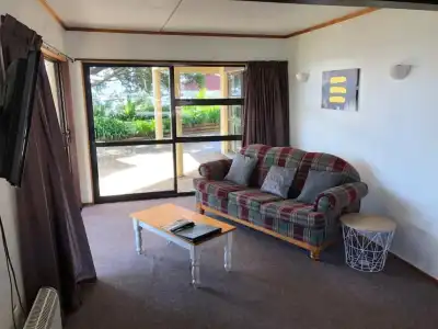 Half Moon Bay Motel - 76