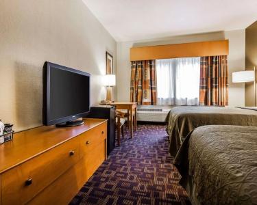 Quality Inn & Suites des Moines Airport - 3