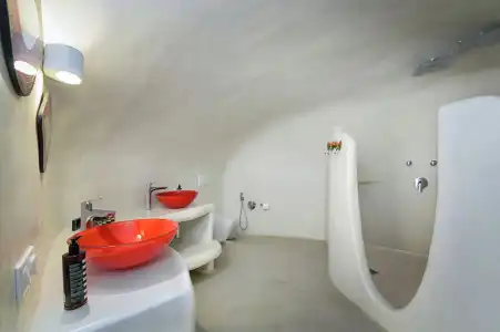 Trieris Villa & Suites - 33