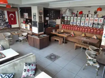 Second Home Hostel - 40