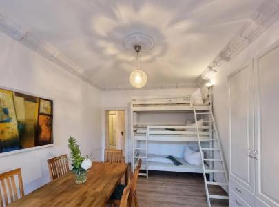 Lollis Homestay - Hostel - 83