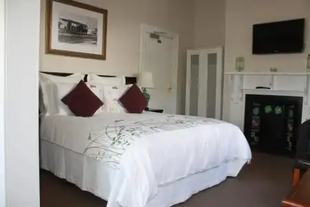 Ponsonby Manor - 84