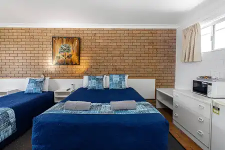 Leichhardt Motor Inn - 42