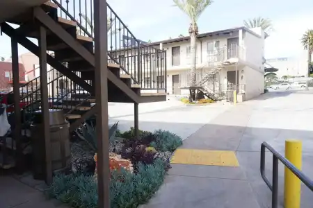 Tuscan Garden Inn - 27