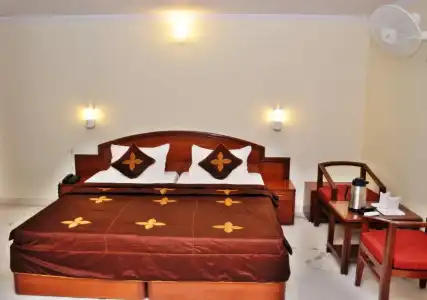 OYO 78478 Siddhi Vinayak - 3