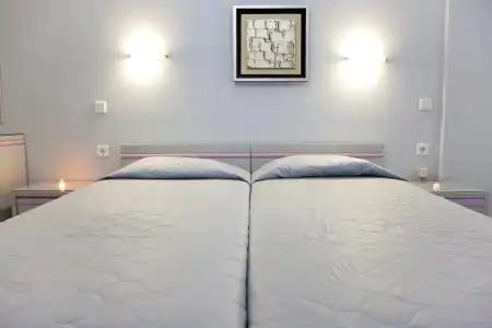 Ermis Suites - 4