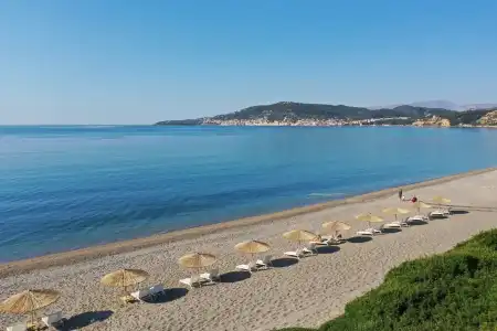 Niriides Resort - 10
