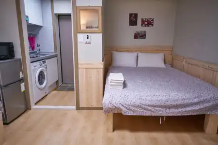 Seoul Station R Guesthouse - 80
