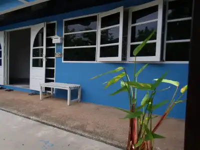 Albatross Guesthouse Thungwualaen Beach - 11