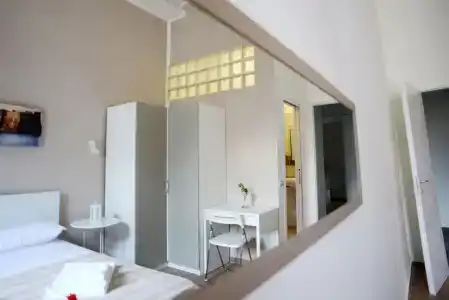 Vic' Street B&B - 1